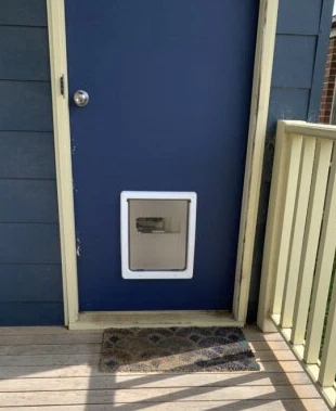 Dog Mate Dog Door (Medium) - Image 6